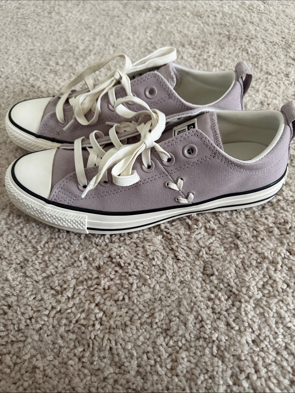 Converse Kids Lavender Canvas Low-Top Sneakers with White Trim